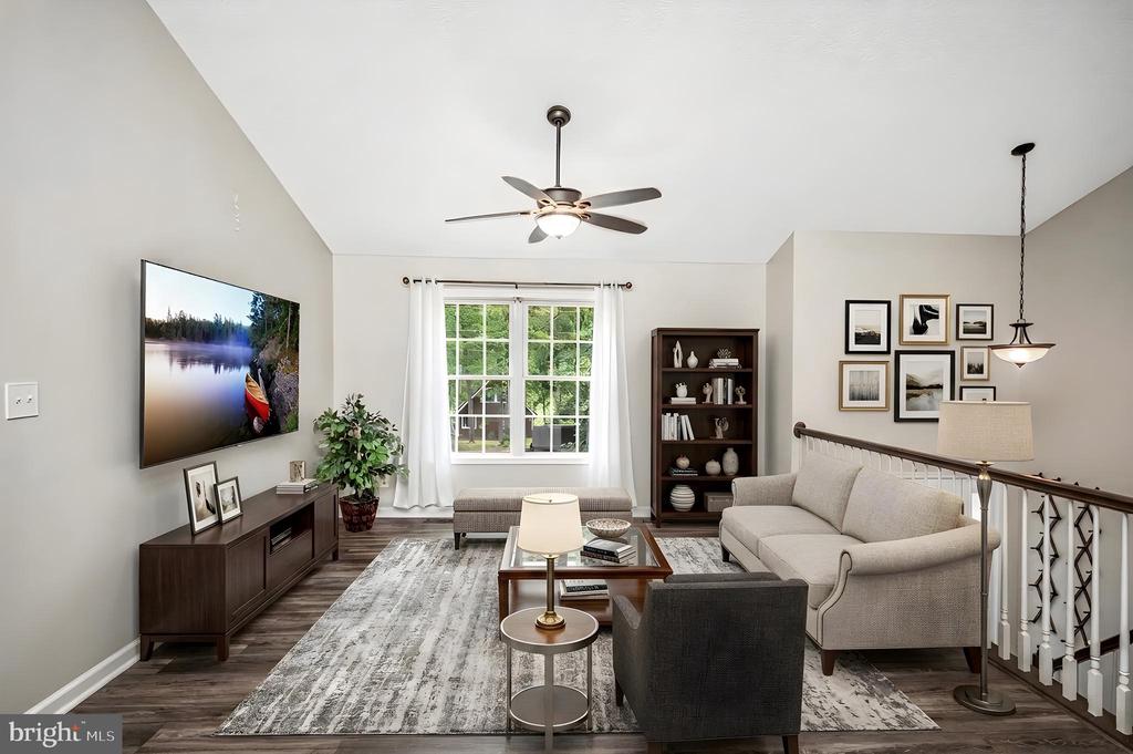 305 BIRDIE ROAD