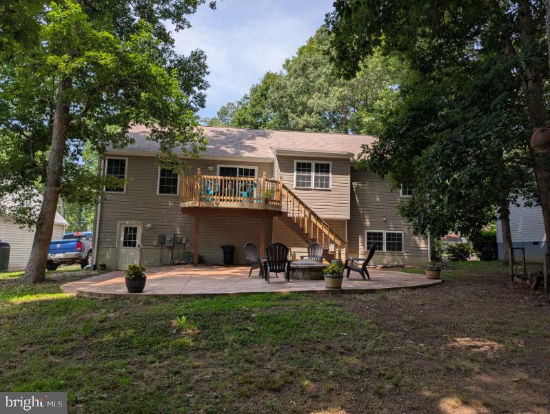 305 BIRDIE ROAD