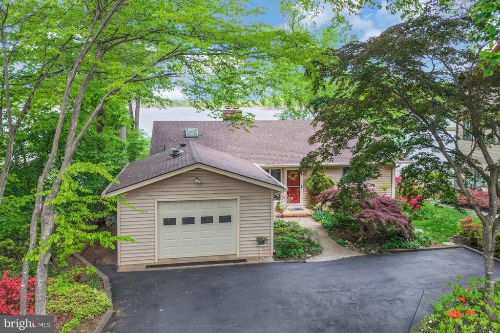 126 GREEN SPRING ROAD