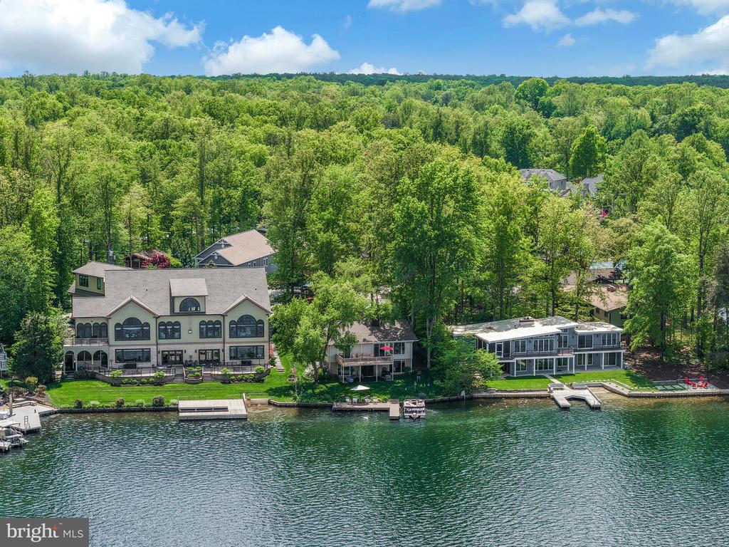 126 GREEN SPRING ROAD