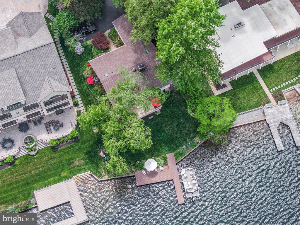 126 GREEN SPRING ROAD