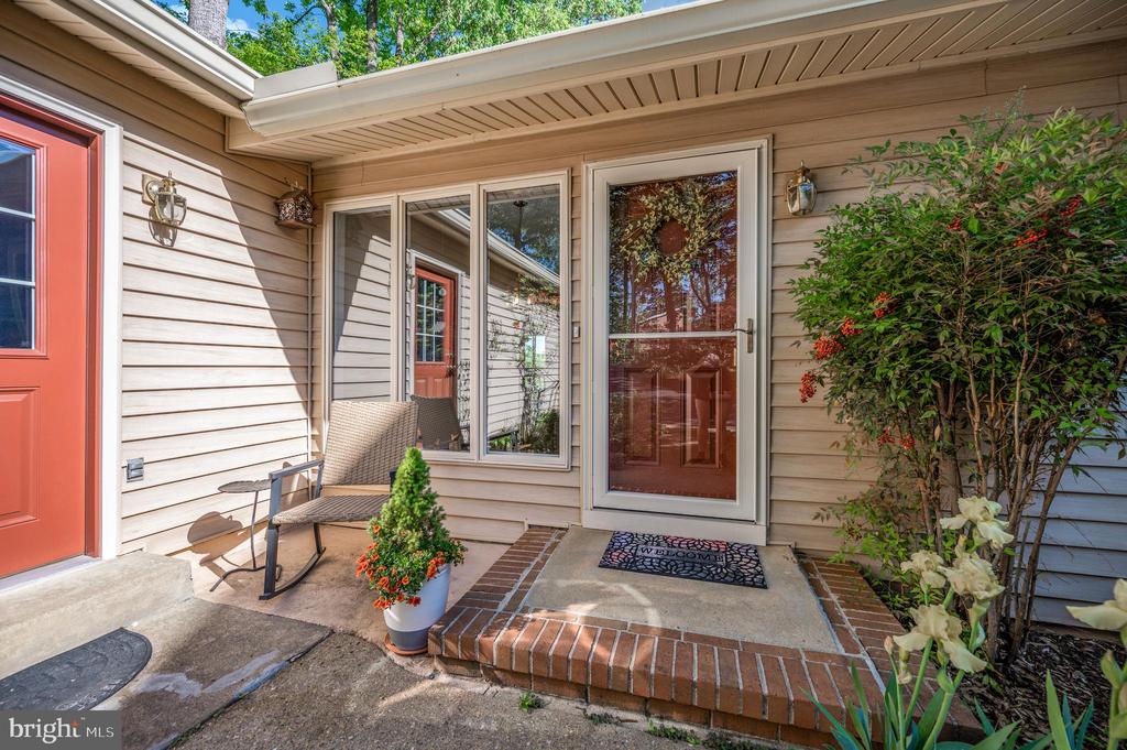 126 GREEN SPRING ROAD