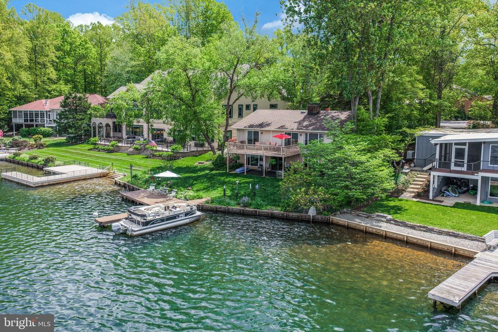 126 GREEN SPRING ROAD