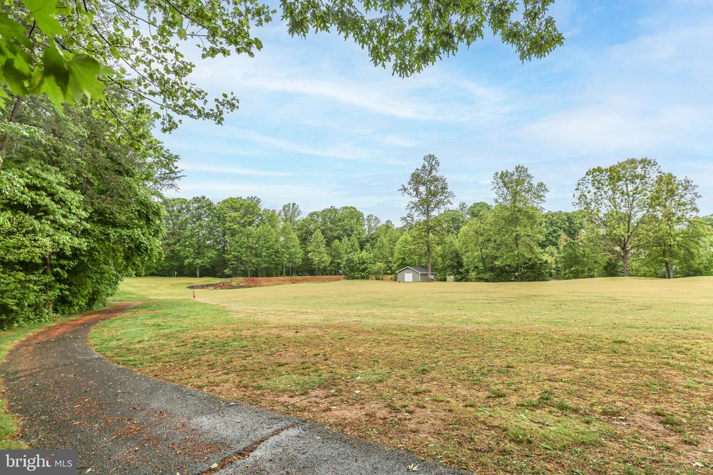 1472 MORRIS POND DRIVE