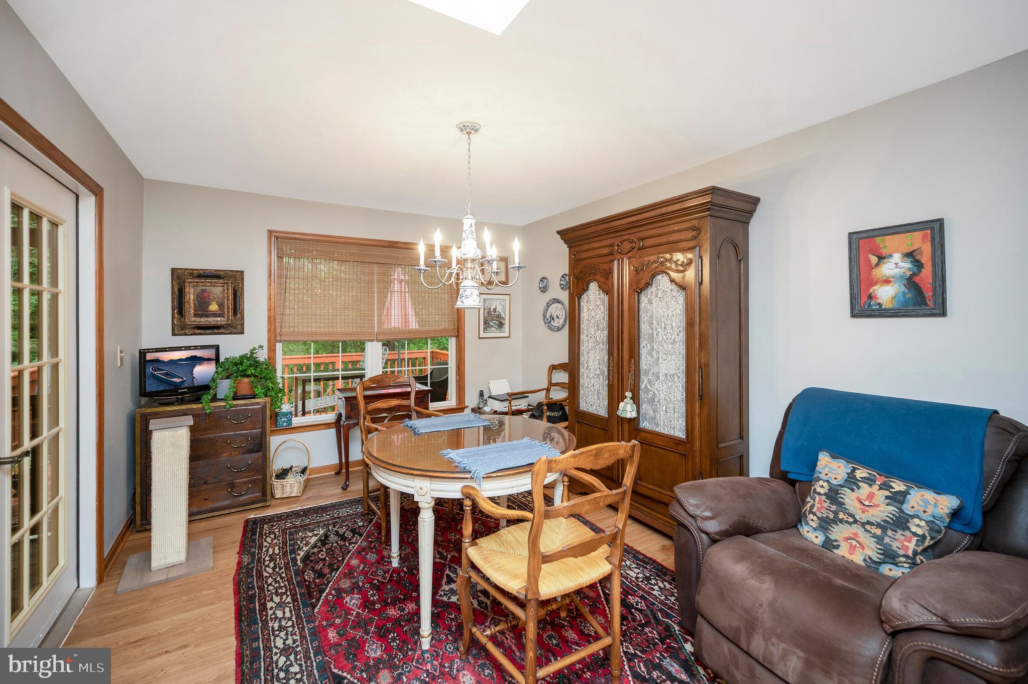 2402 LAKEVIEW PARKWAY
