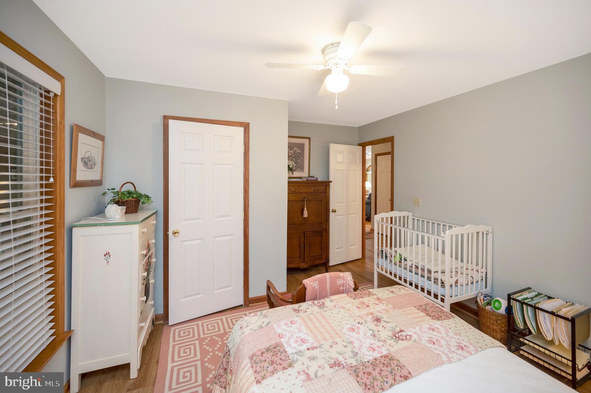 2402 LAKEVIEW PARKWAY