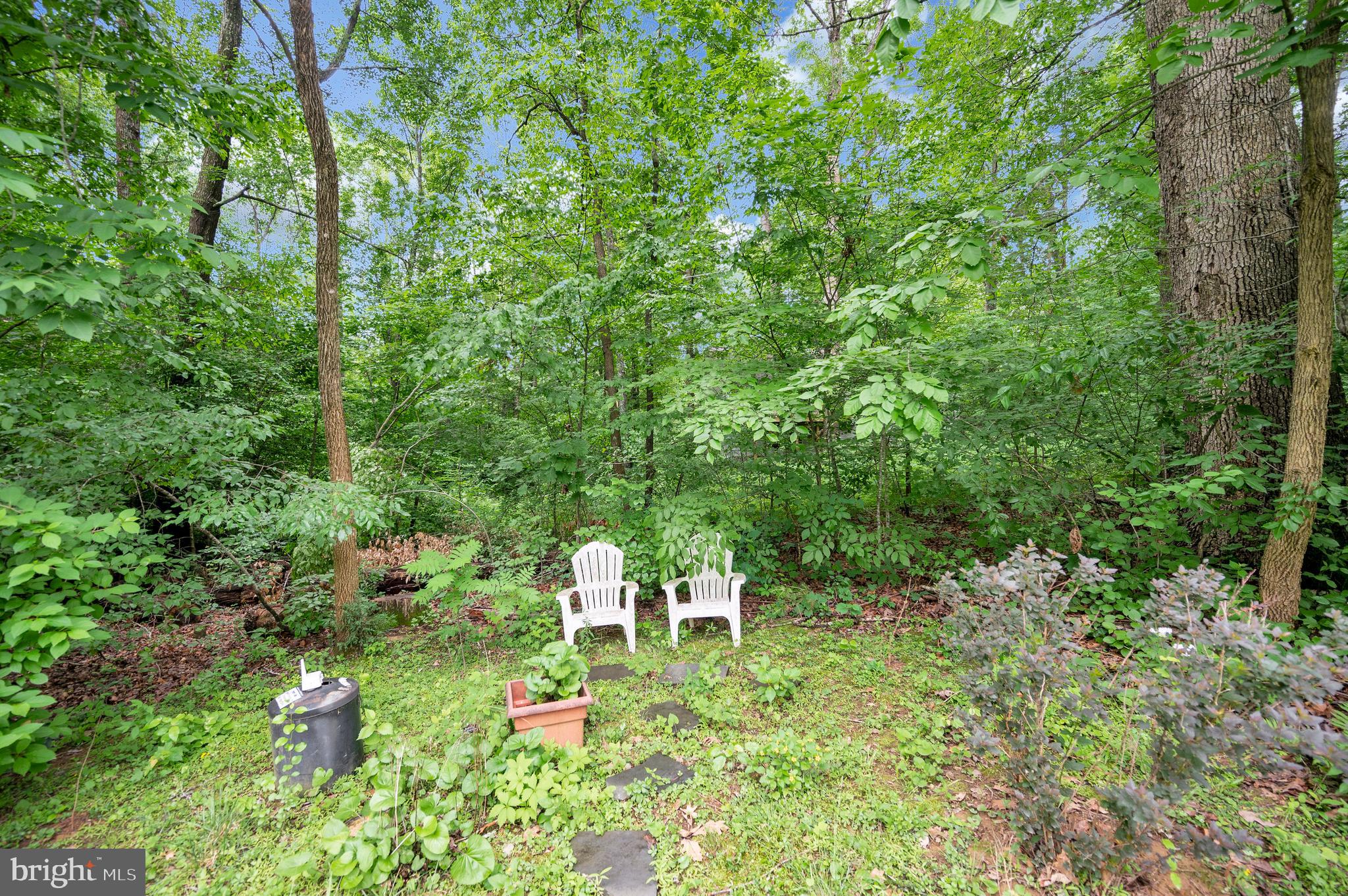 2402 LAKEVIEW PARKWAY