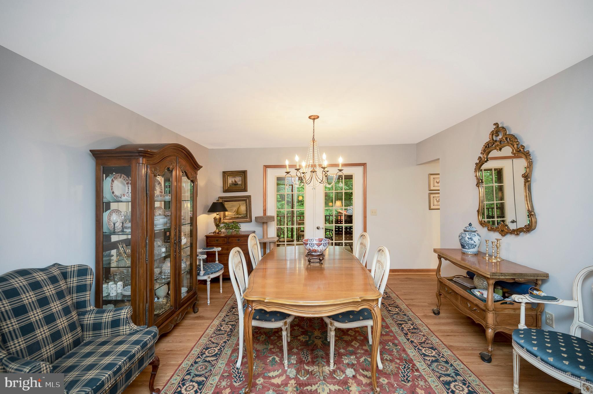 2402 LAKEVIEW PARKWAY