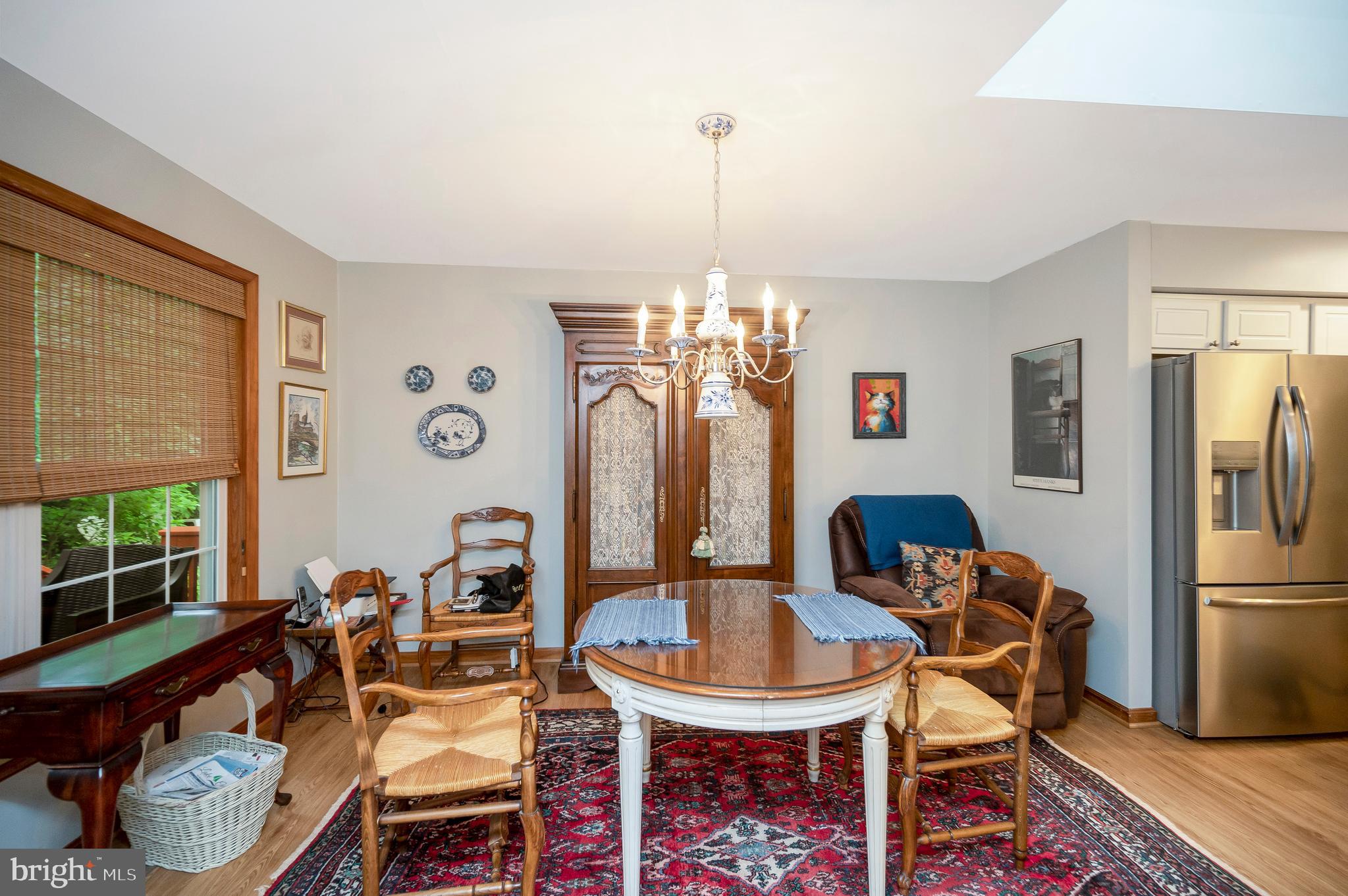 2402 LAKEVIEW PARKWAY