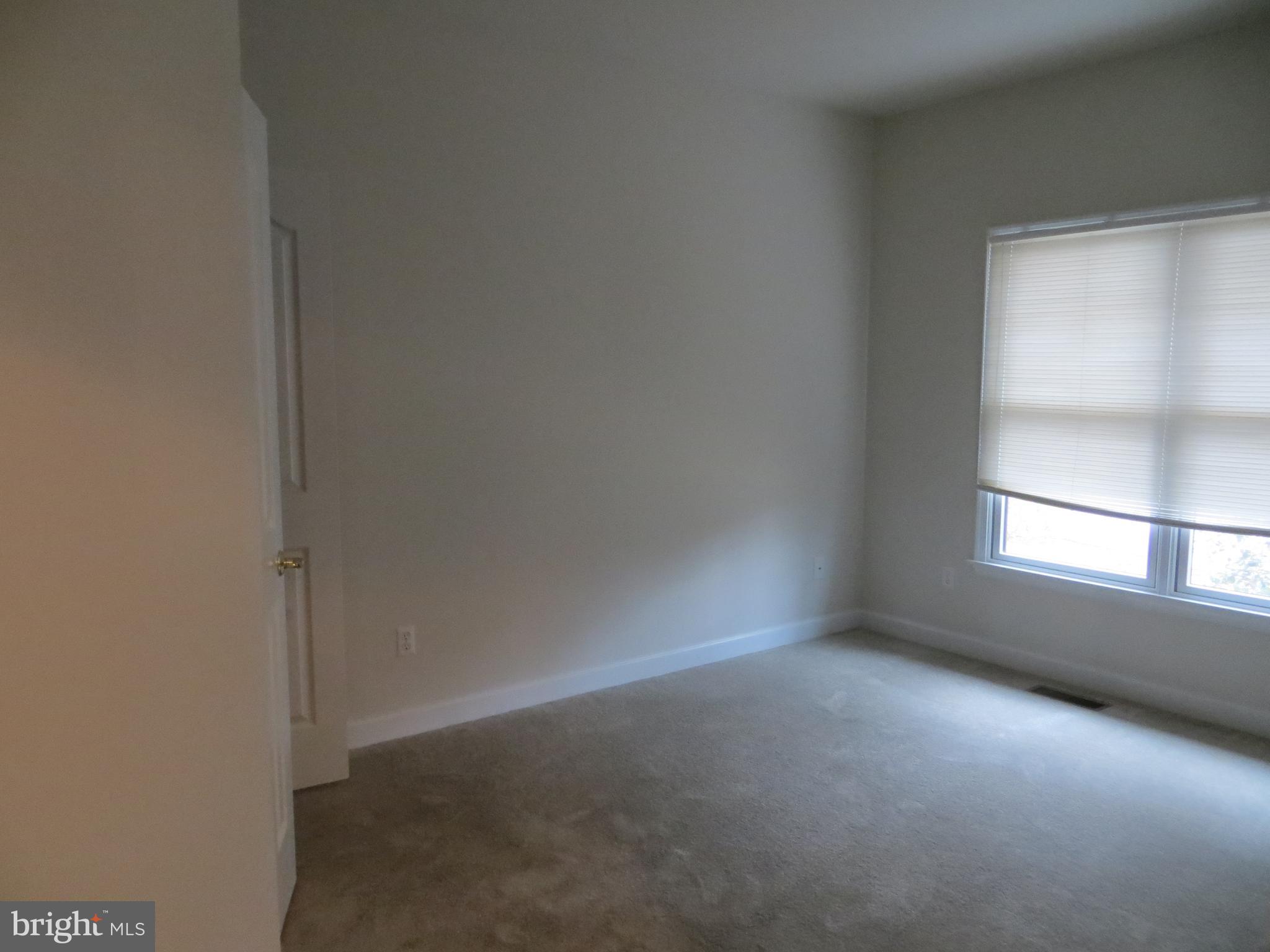 102 MARBLE COURT