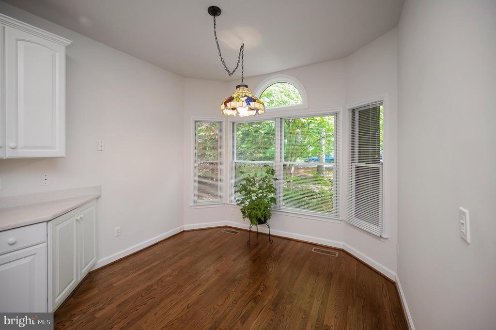 102 MARBLE COURT