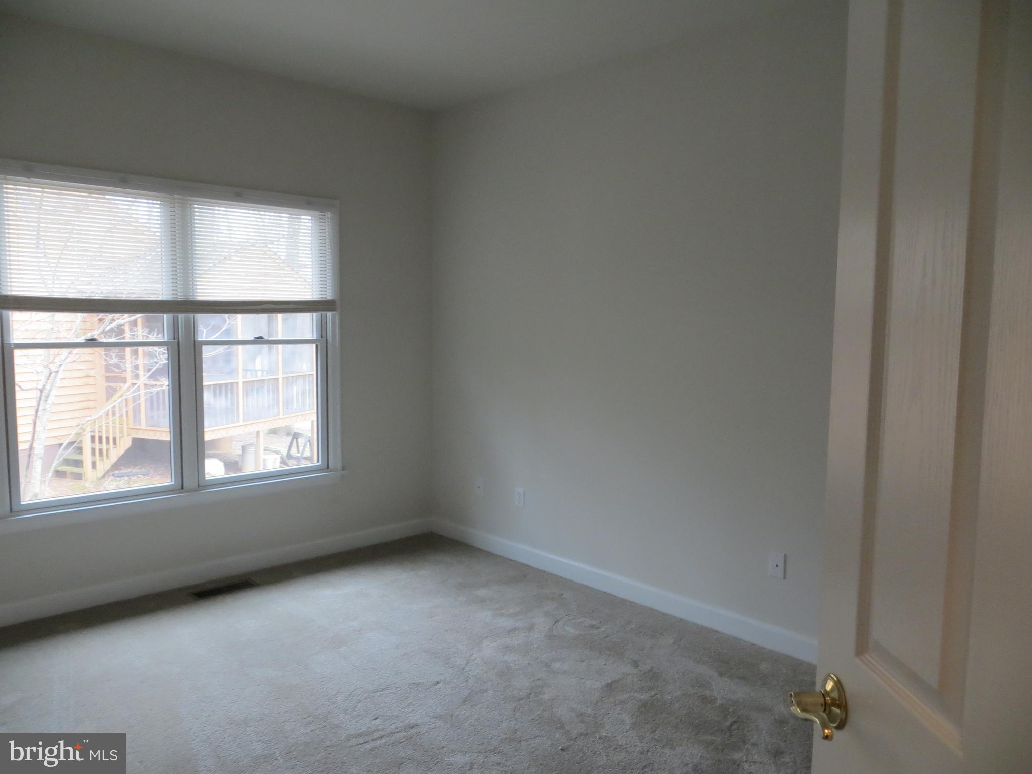 102 MARBLE COURT