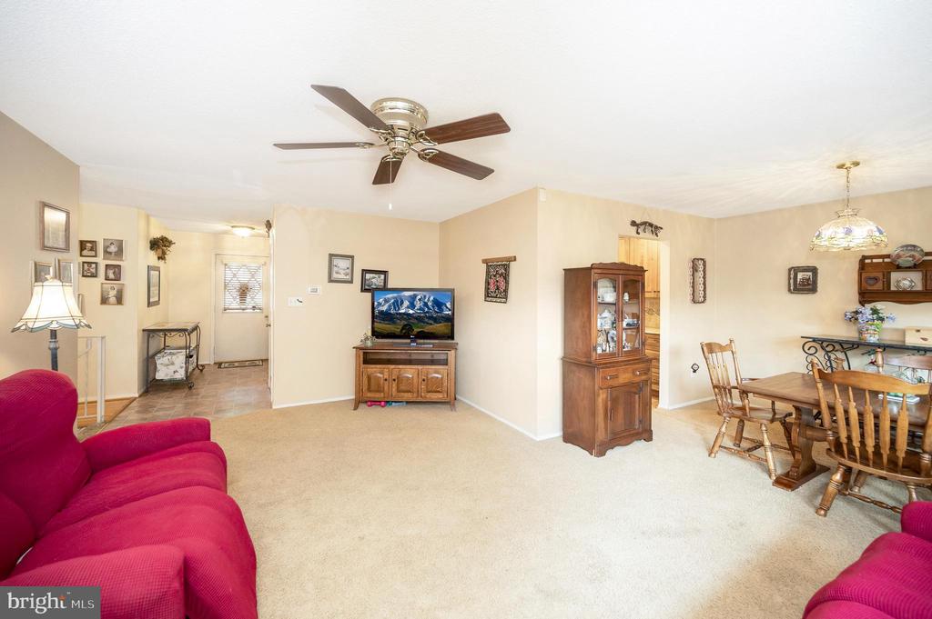 12217 OAKWOOD DRIVE