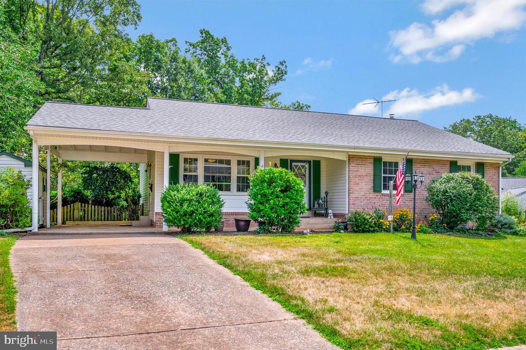 12217 OAKWOOD DRIVE