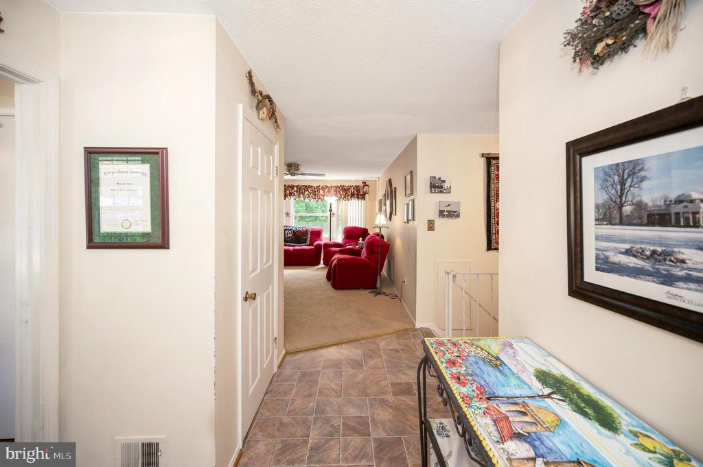 12217 OAKWOOD DRIVE
