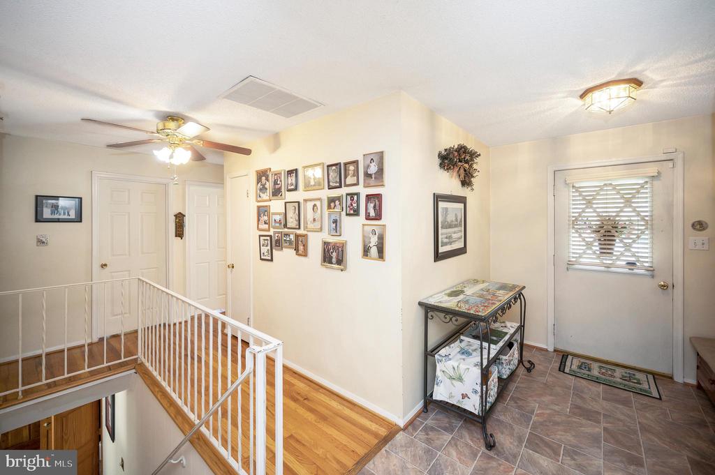 12217 OAKWOOD DRIVE