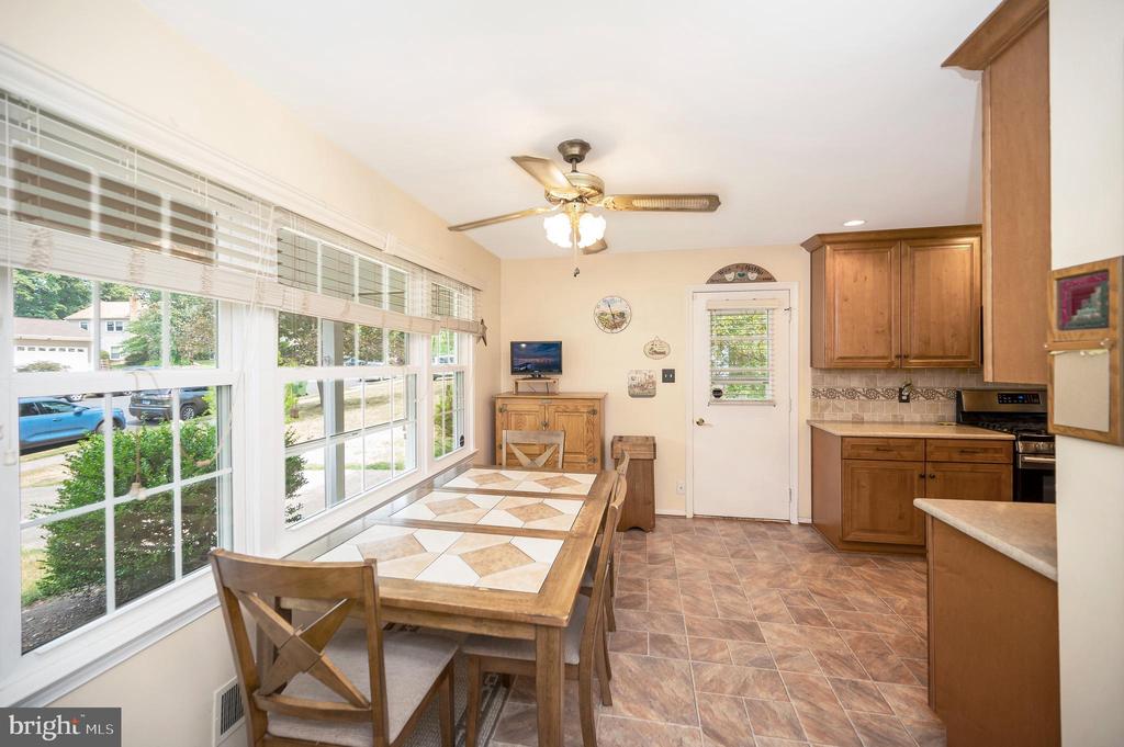 12217 OAKWOOD DRIVE