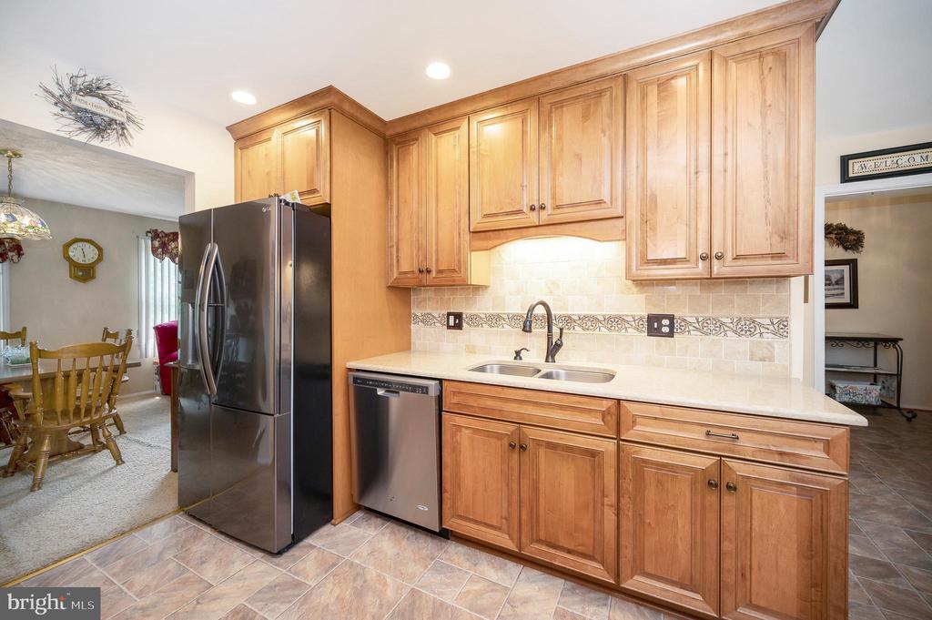 12217 OAKWOOD DRIVE