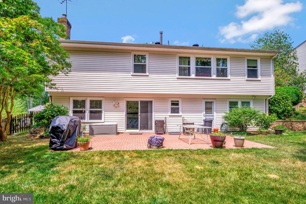 12217 OAKWOOD DRIVE