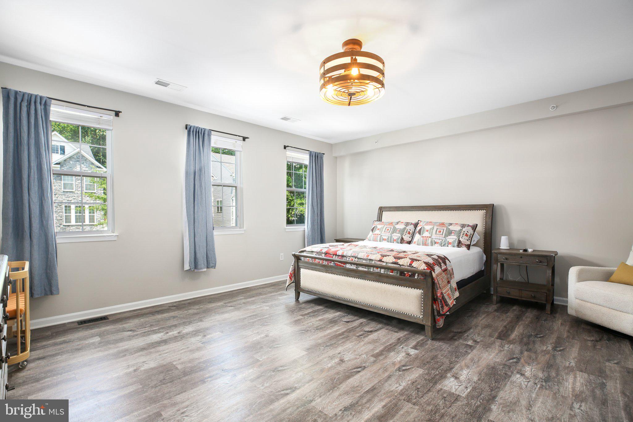 3476 EAGLE RIDGE DRIVE