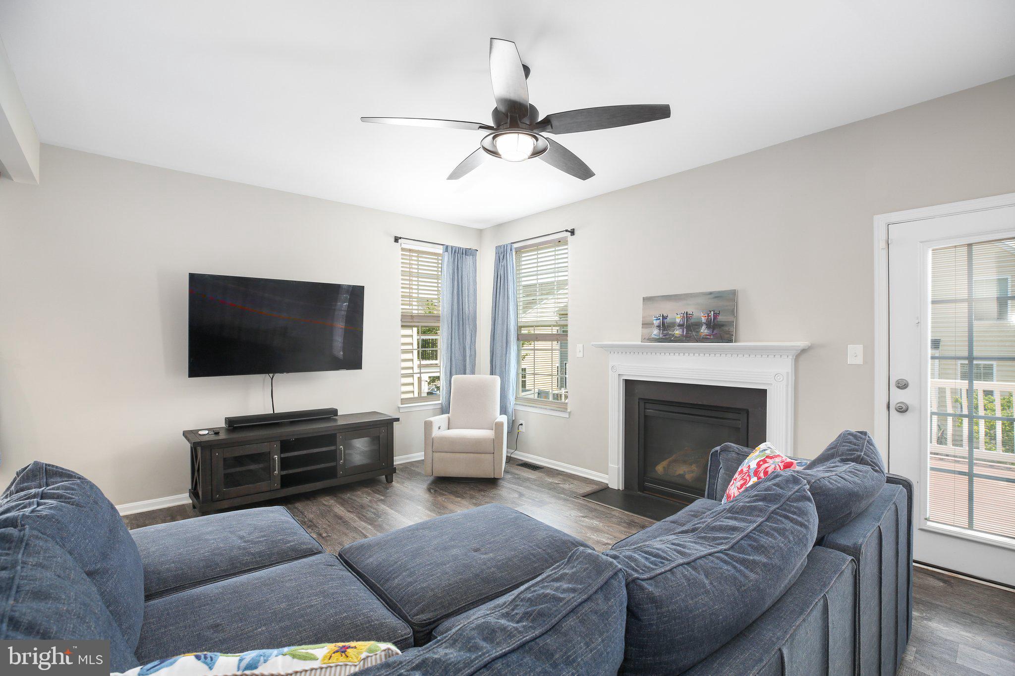 3476 EAGLE RIDGE DRIVE