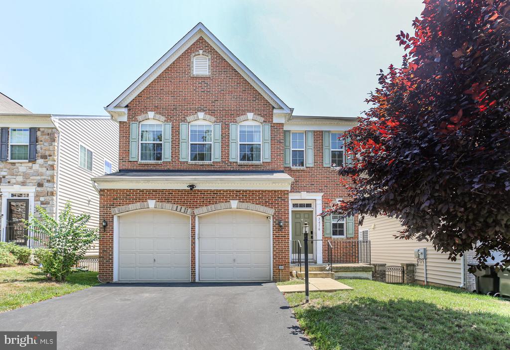 3476 EAGLE RIDGE DRIVE
