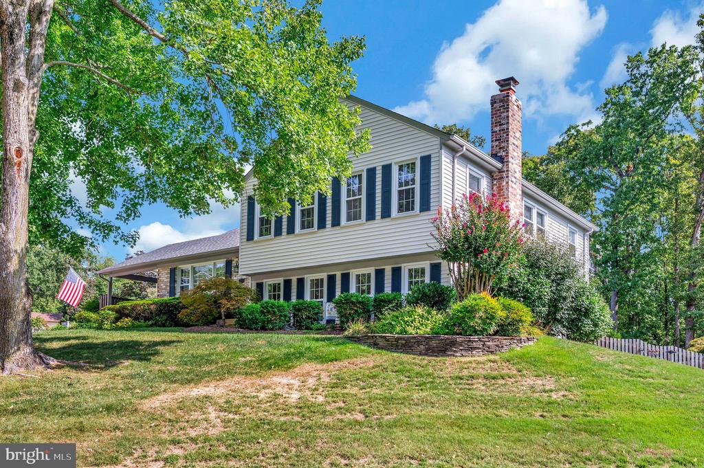 12219 OAKWOOD DRIVE