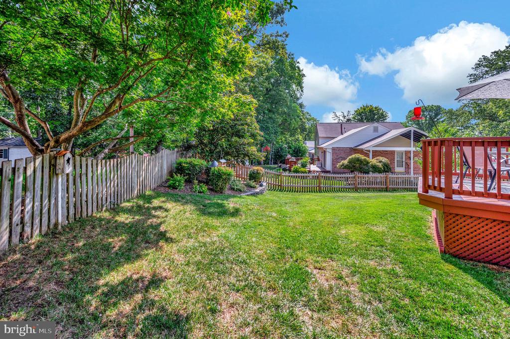 12219 OAKWOOD DRIVE