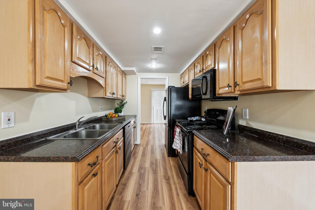 12813 CARA DRIVE