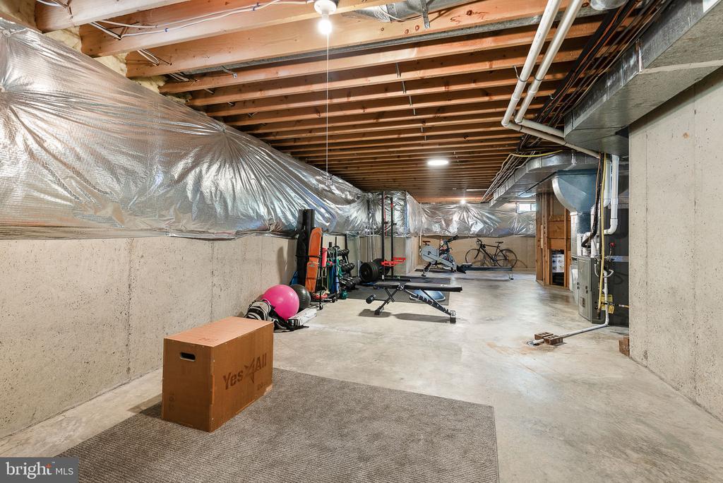 3587 LIONS FIELD ROAD