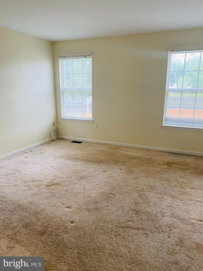 8707 Lancaster Gate Rd