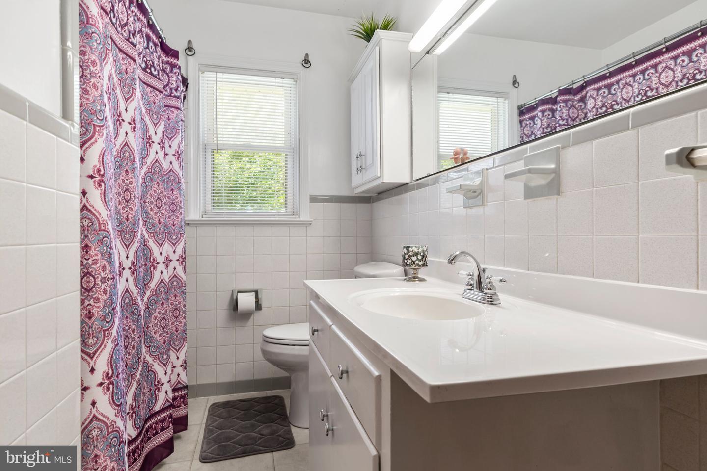 10800 Rollingwood Dr