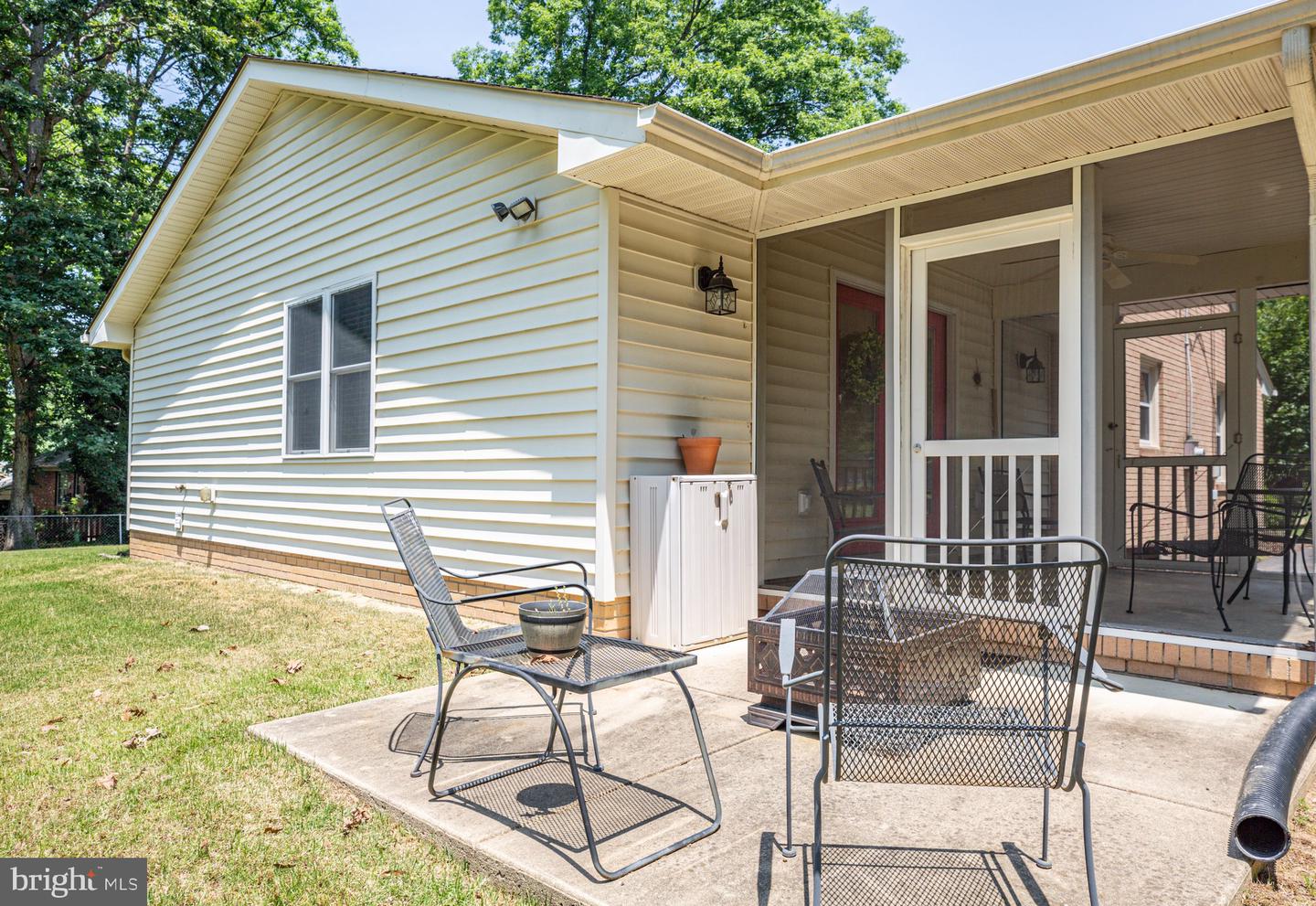 10800 Rollingwood Dr