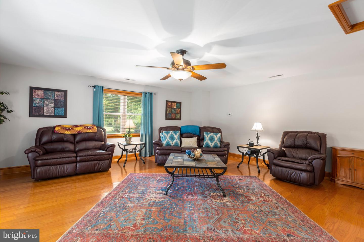 10800 Rollingwood Dr