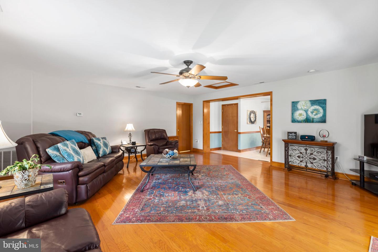 10800 Rollingwood Dr