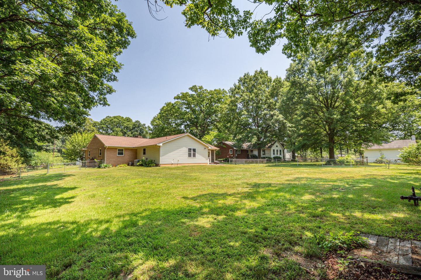 10800 Rollingwood Dr