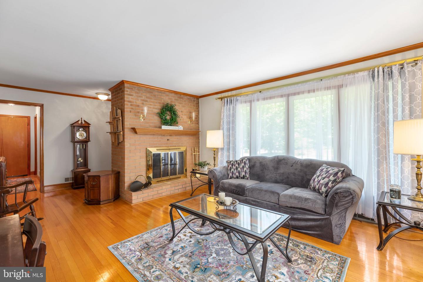 10800 Rollingwood Dr