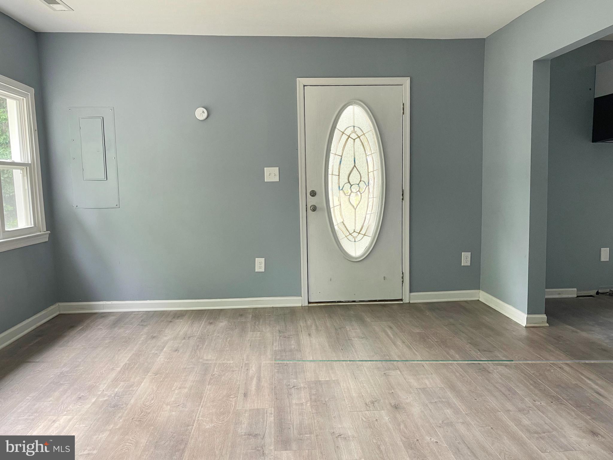 9003 SMITHS BEND ROAD