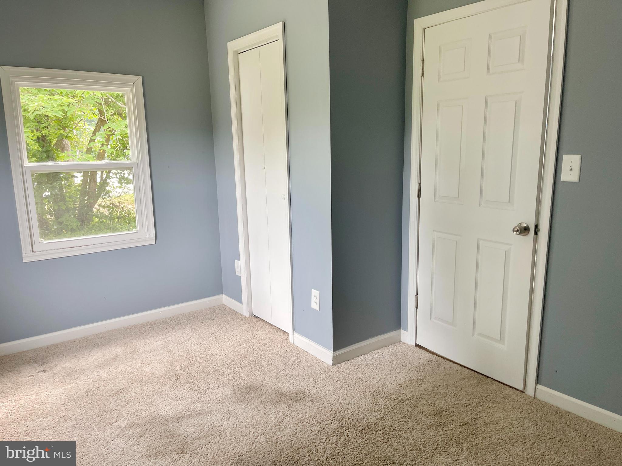 9003 SMITHS BEND ROAD