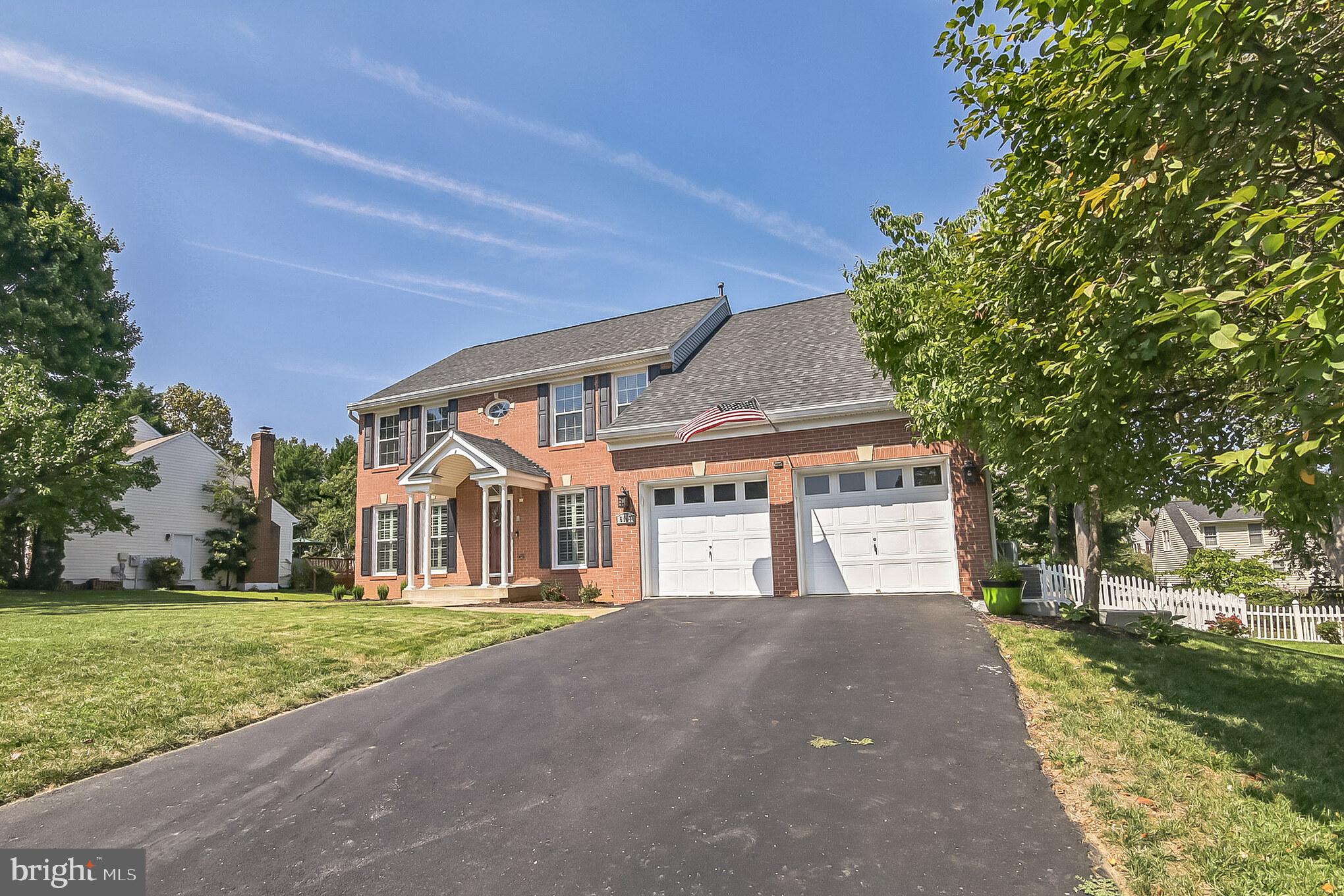 6107 New Pembrook Ln