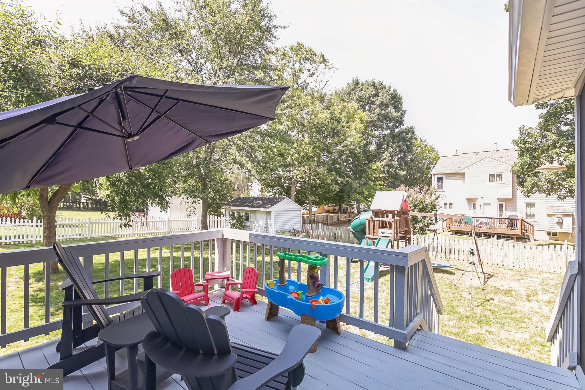 6107 New Pembrook Ln