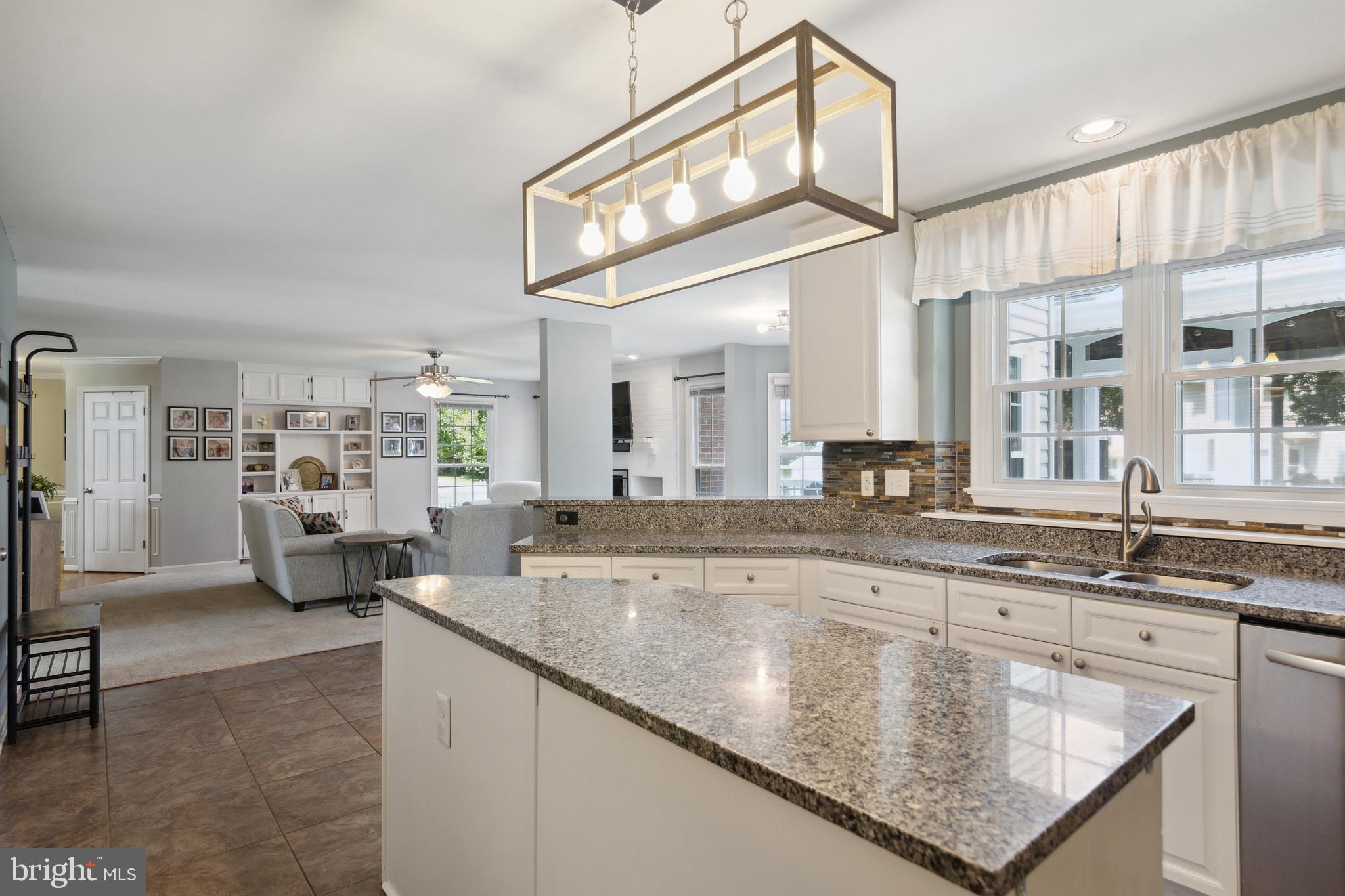 6107 New Pembrook Ln