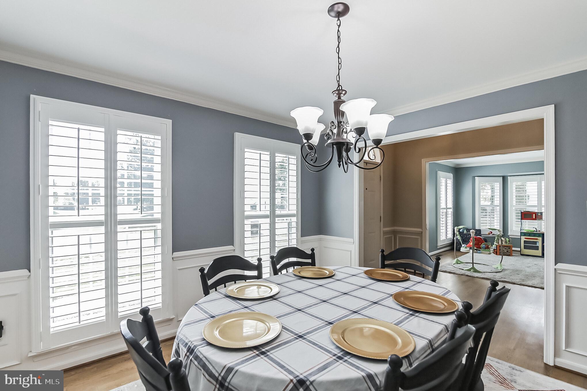 6107 New Pembrook Ln