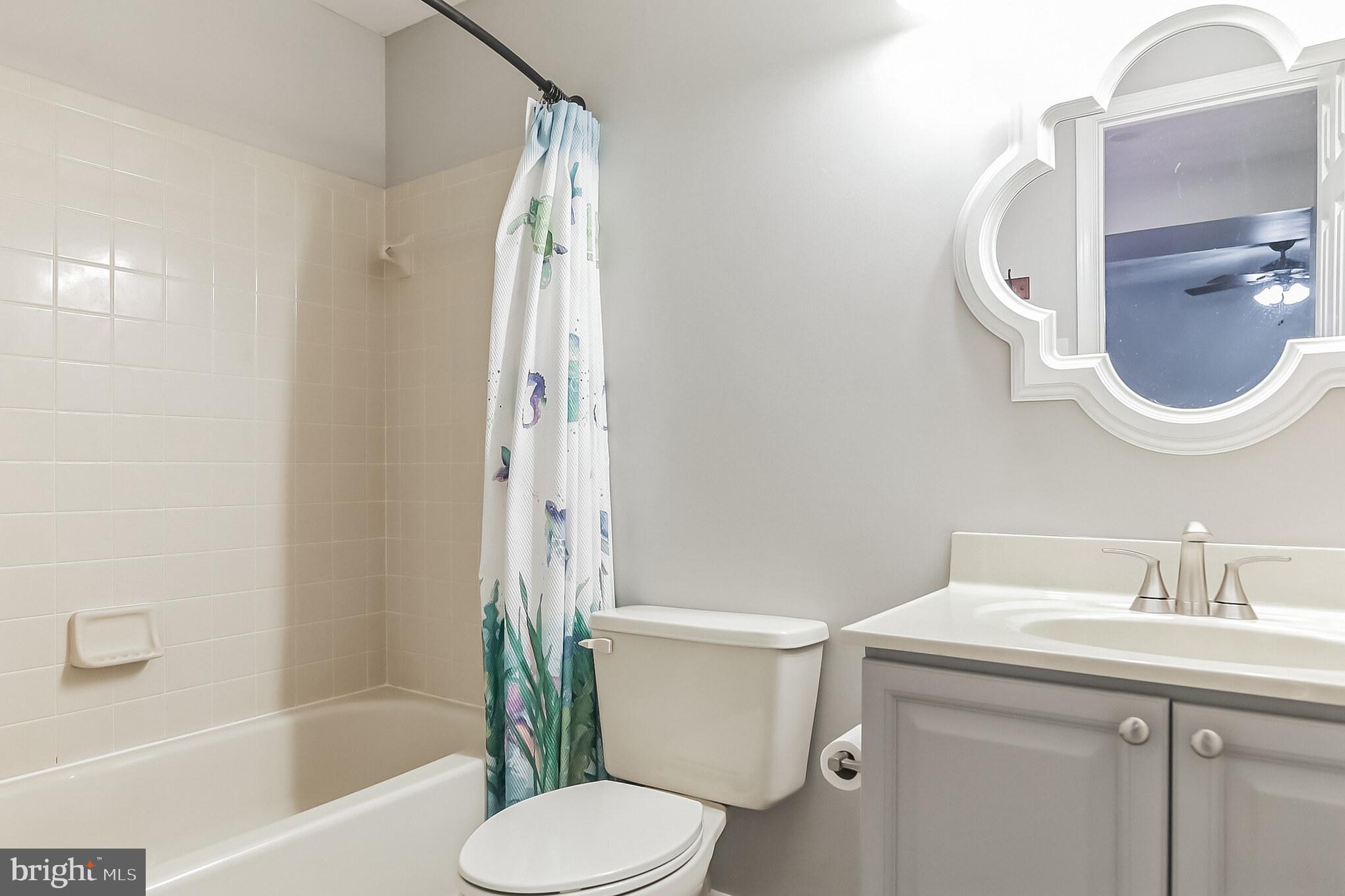 6107 New Pembrook Ln