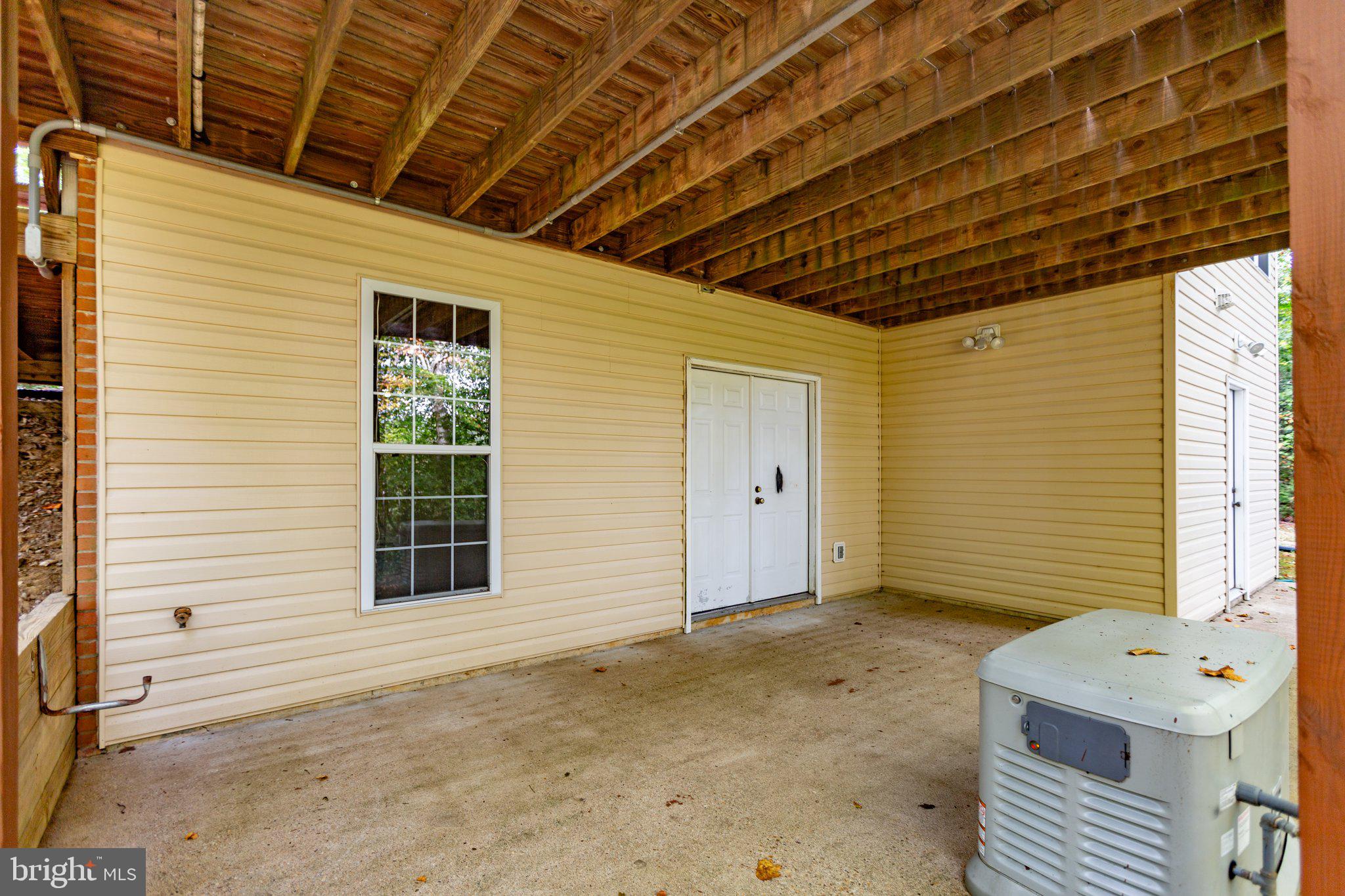 7901 COMMODORE COURT