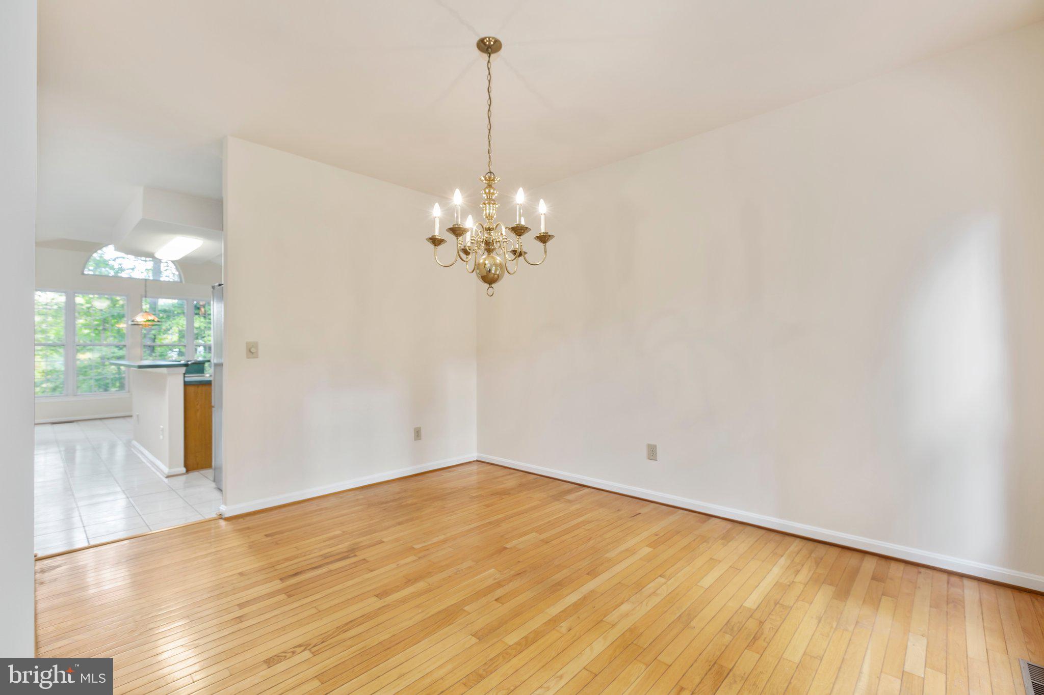 7901 COMMODORE COURT