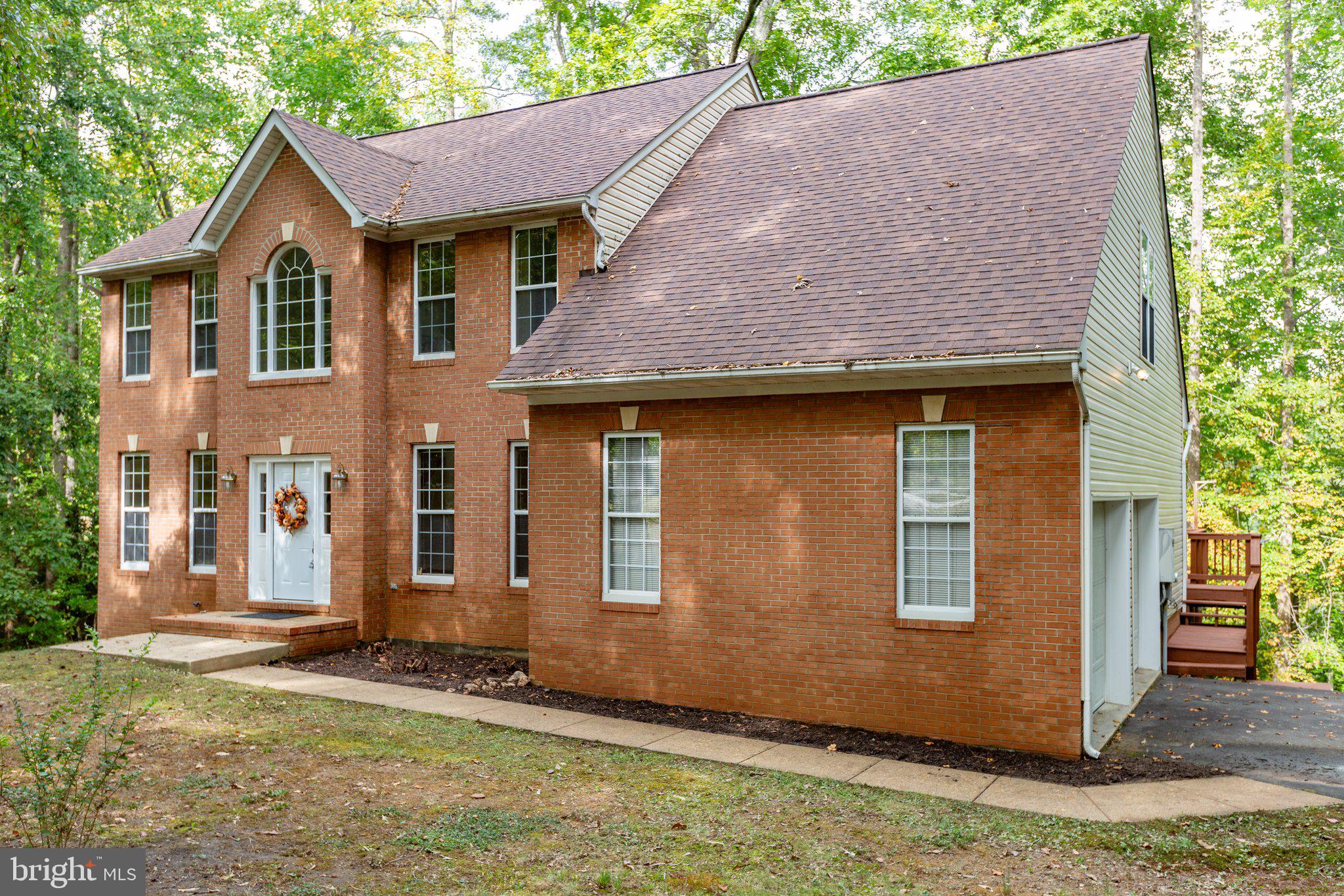 7901 COMMODORE COURT