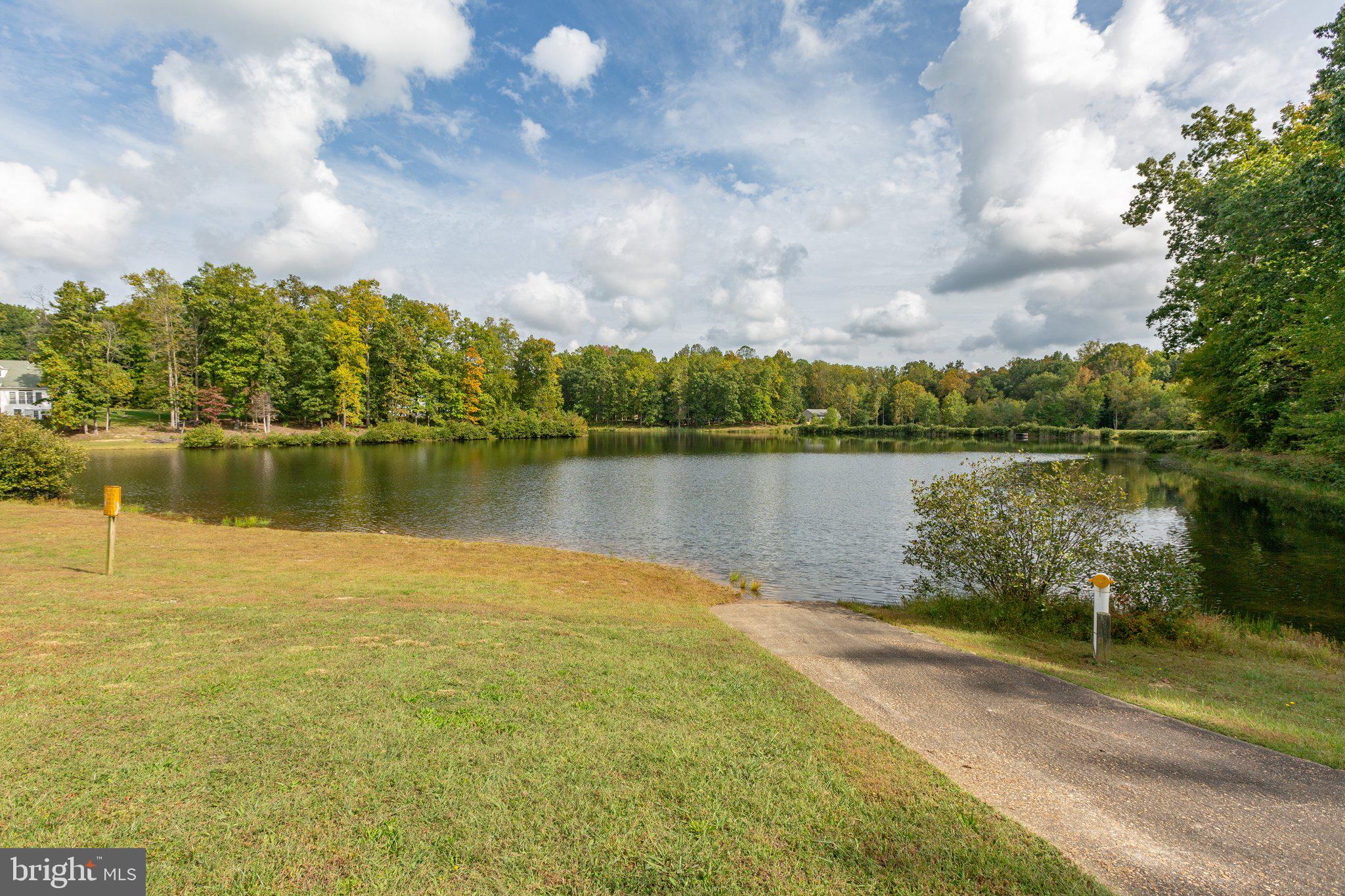 7901 COMMODORE COURT