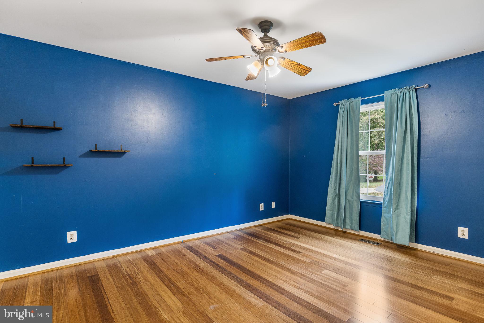 10000 KNOTTY PINE COURT