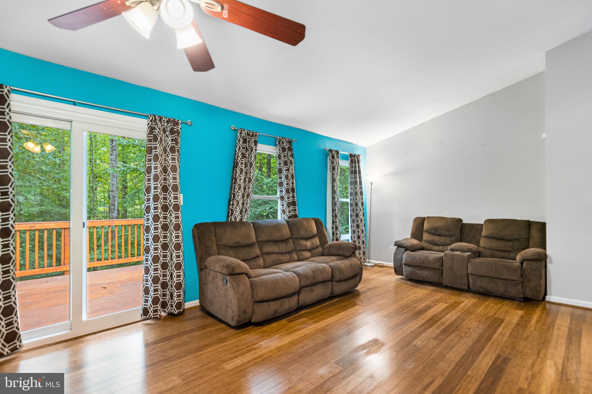 10000 KNOTTY PINE COURT